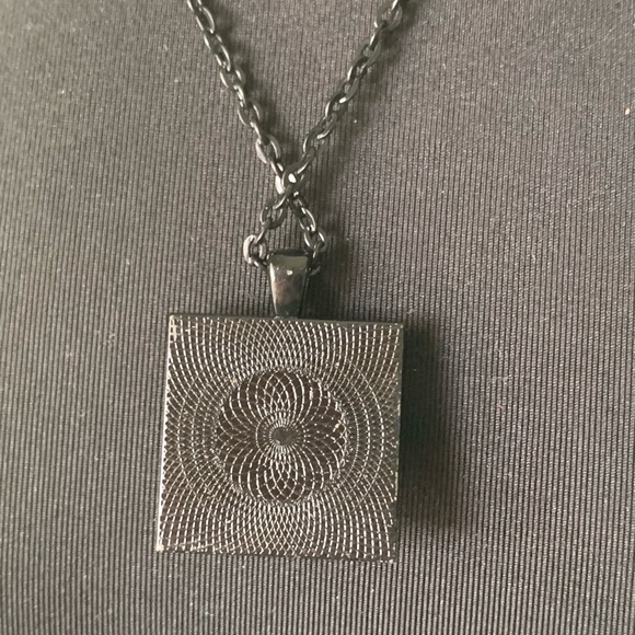 Necklace oyster pendant charm - Picture 4 of 7